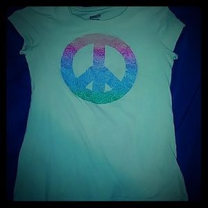 Yellow peace sign shirt